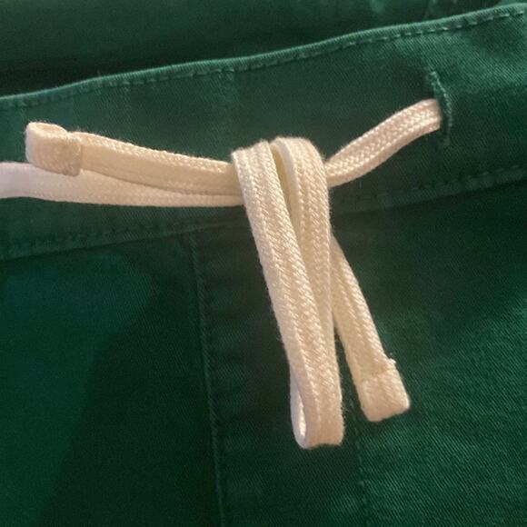 Torrid 3.5 Inch Pull-On Weekend Stretch Twill Short - Picture 9 of 9